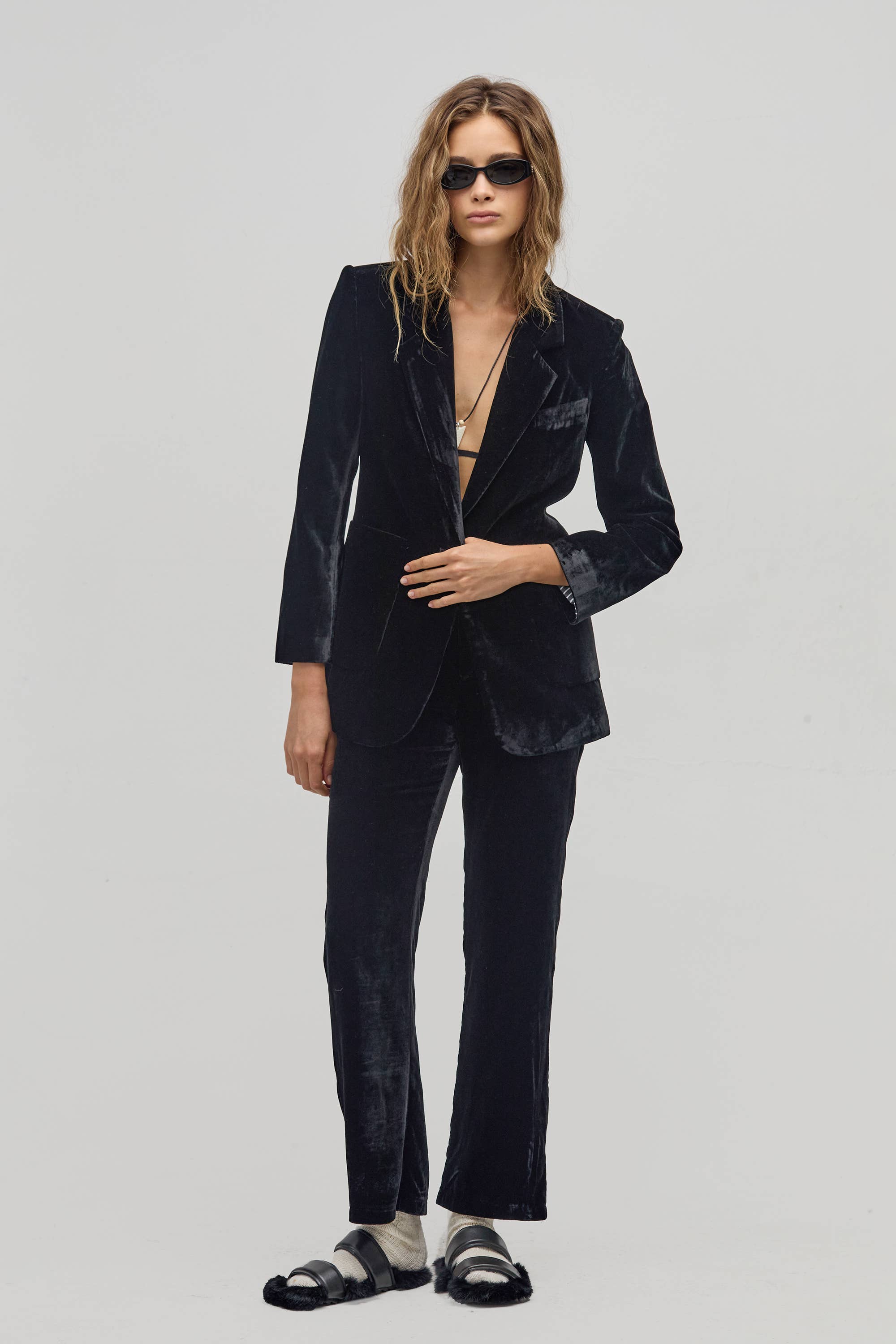 Areia Velvet Blazer