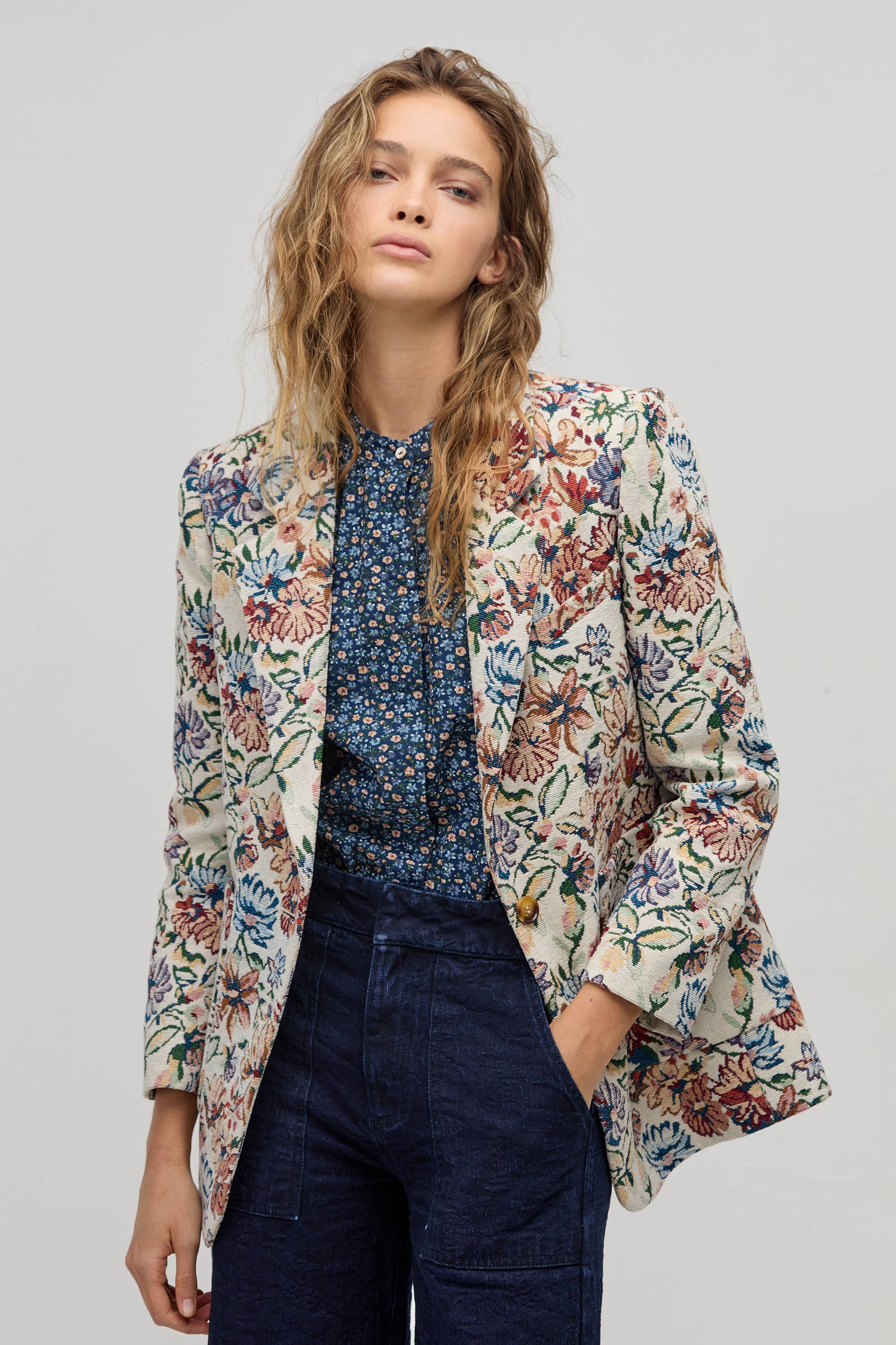 Miro Brocade Blazer - Floral Tapestry