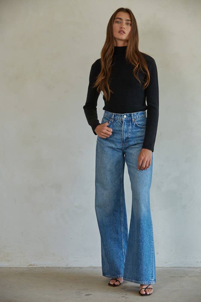 Turtle neck Sweater :  Black