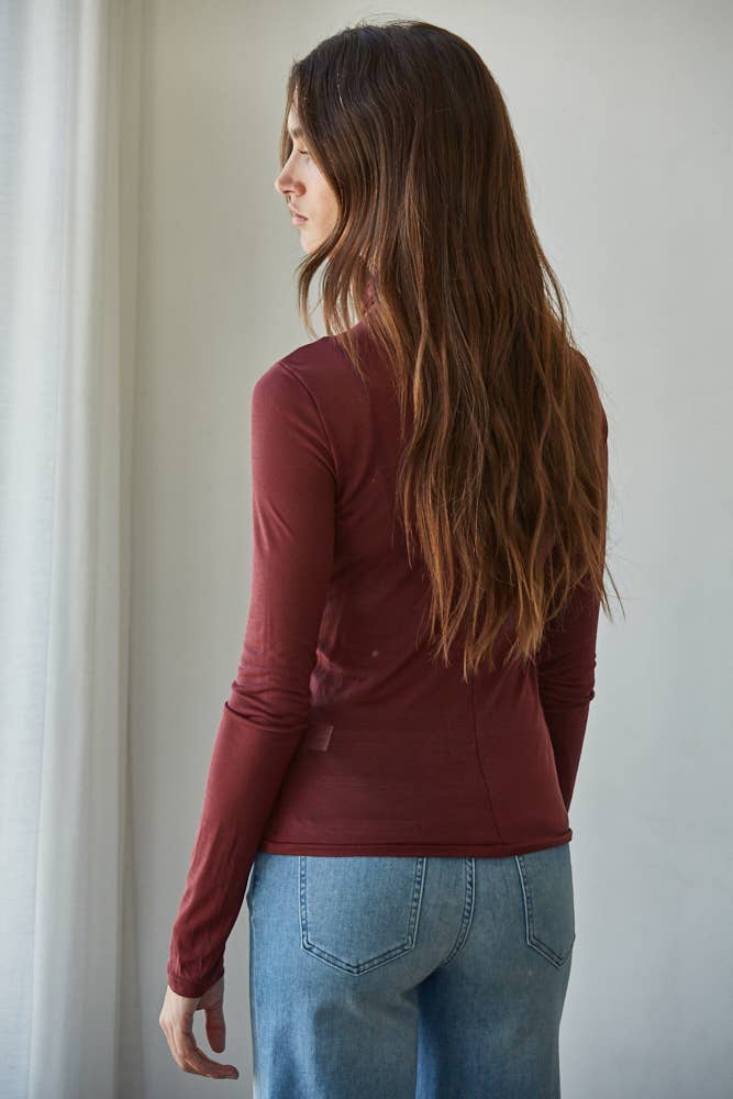 Sheer Lightweight Turtleneck: Burgundy