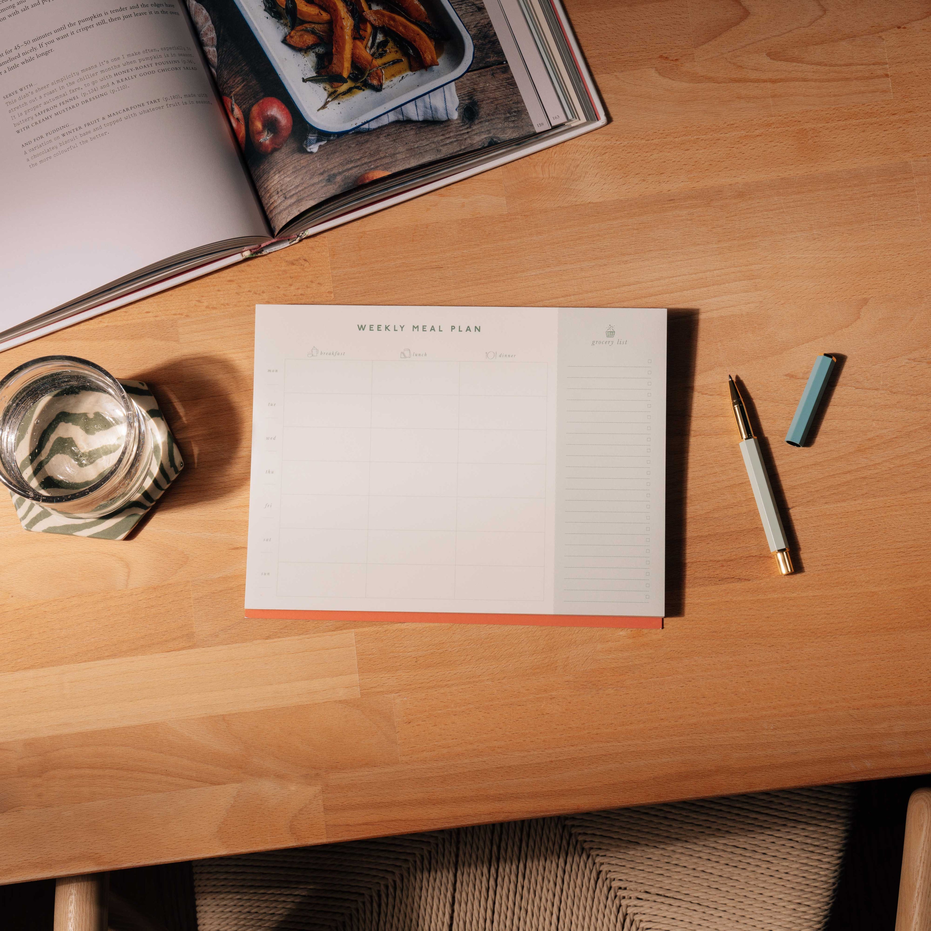 Eat Well Weekly Meal Planner & Grocery List