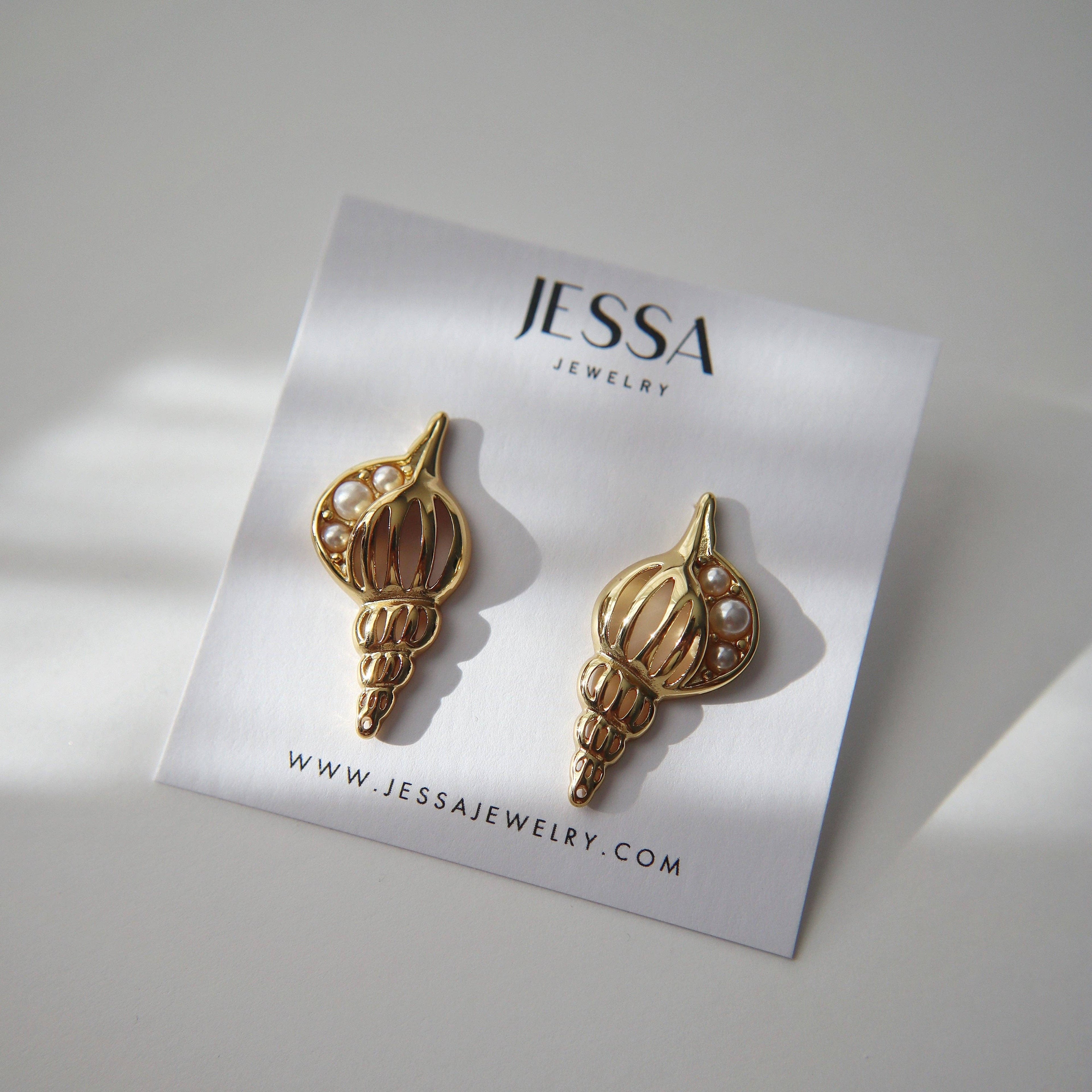 Pearl Conch Shell Earrings