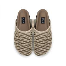 ROAM Mesh Clog - Cream