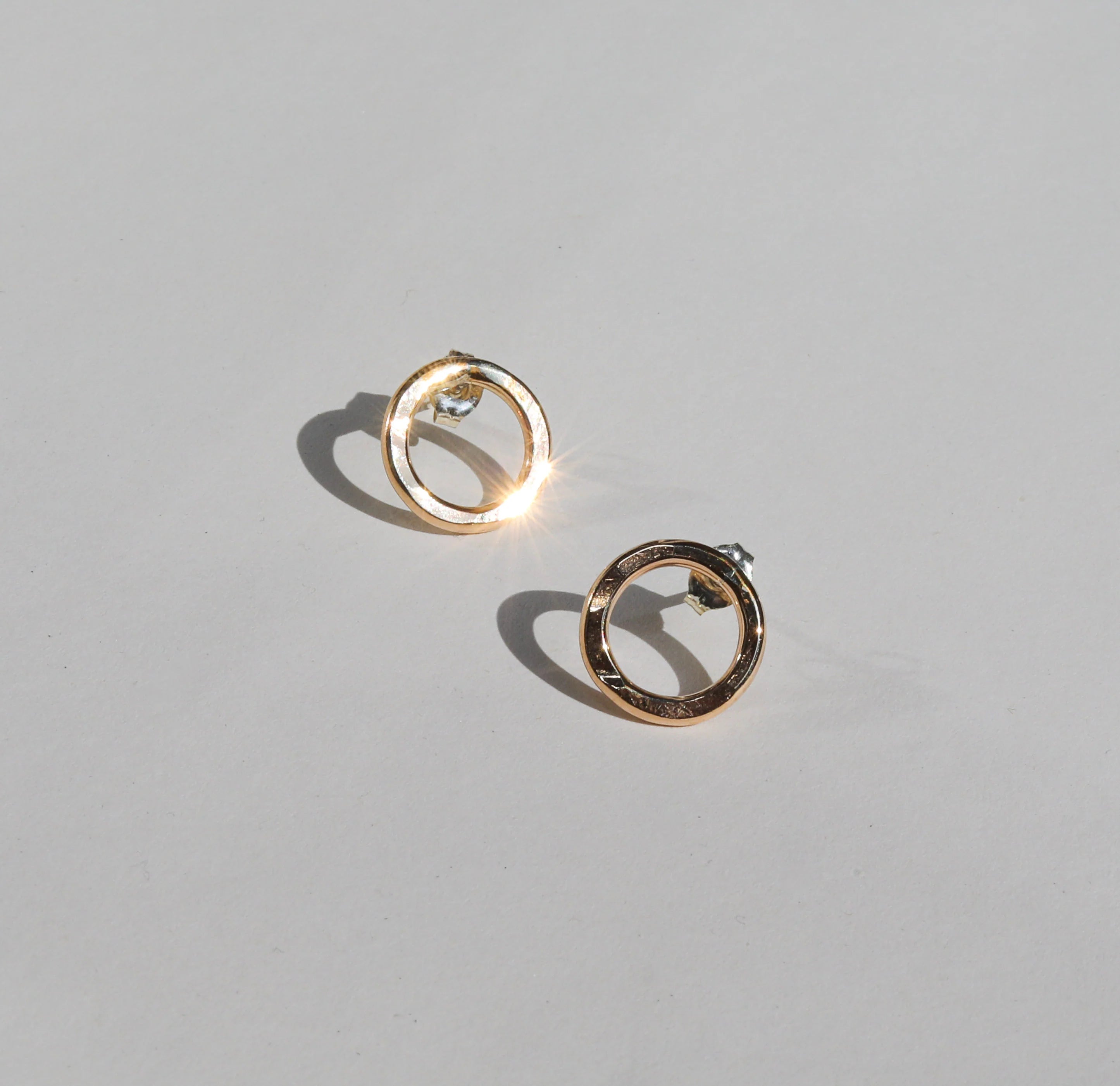 SUMA JEWELRY APERATURE EARRINGS