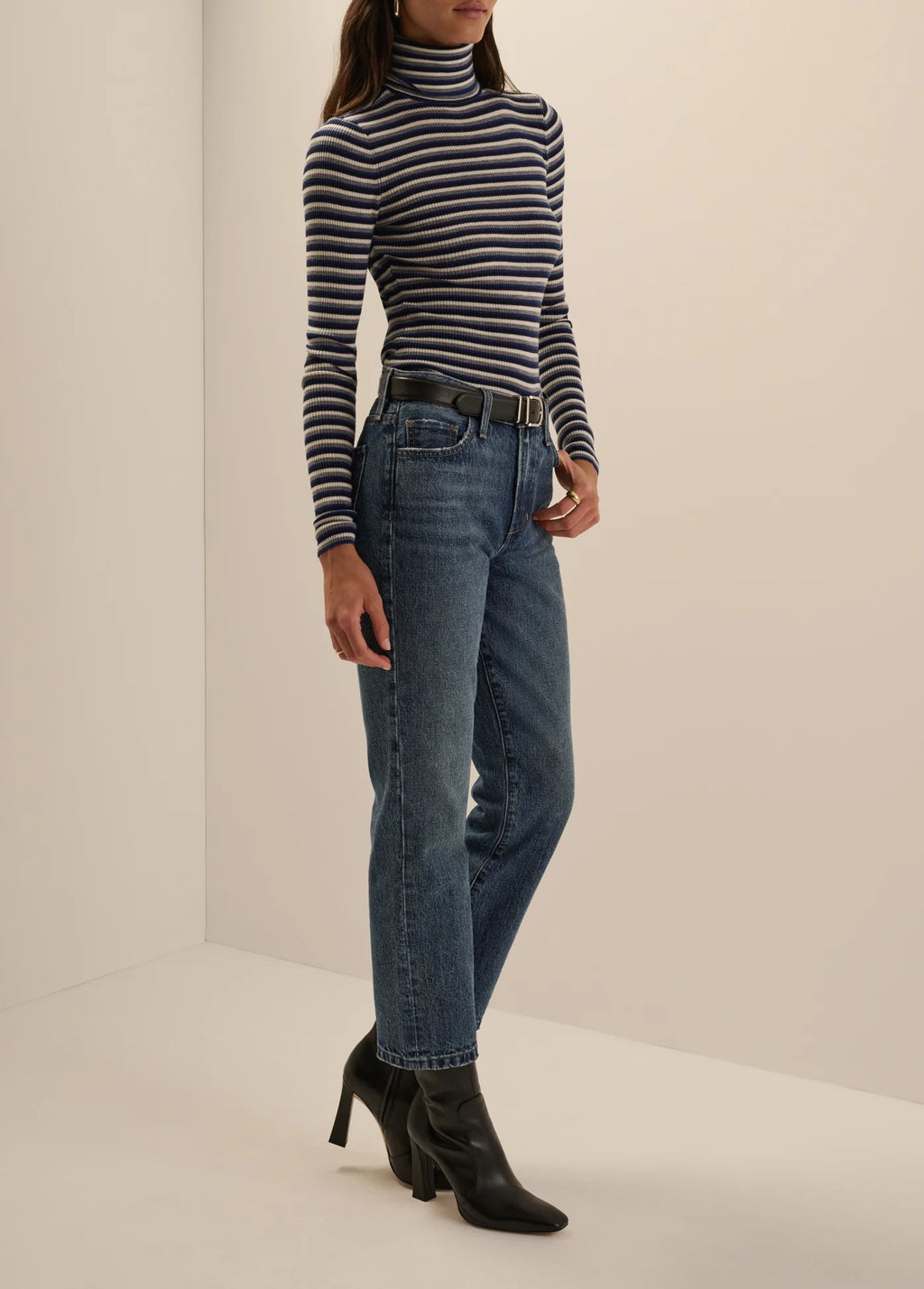FAVORITE DAUGHTER THE DOT MID RISE STRAIGHT ANKLE JEANS - CHARLESTOWN WASH
