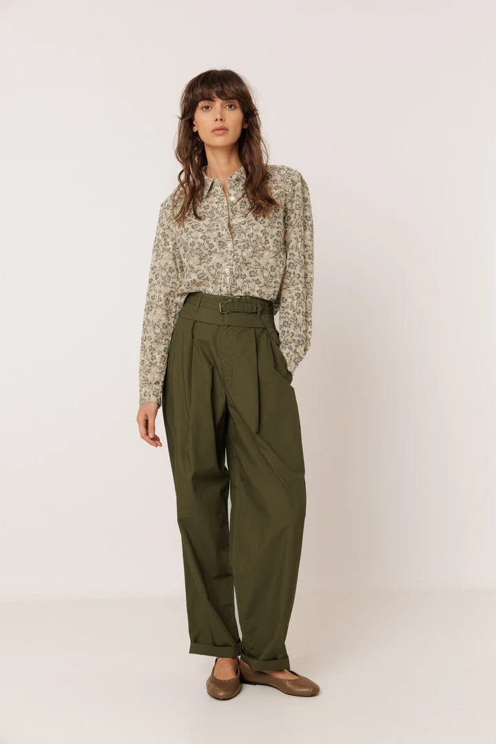 Indi & Cold Poplin Carrot Pants