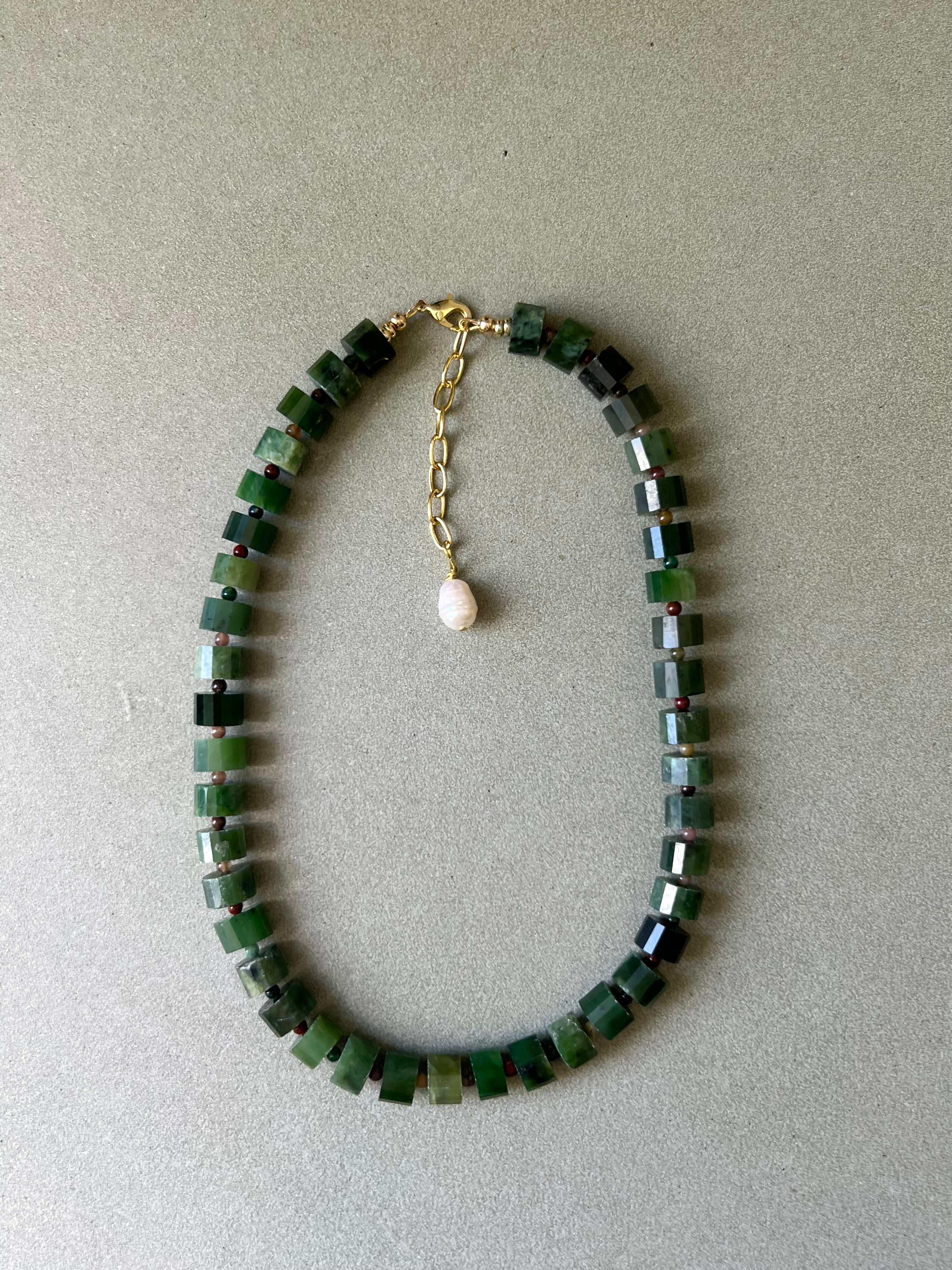 GREEN JADE WHEEL NECKLACE