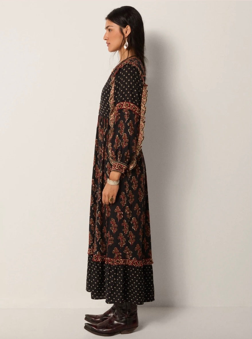 Maison Hotel COCORA LILY DRESS