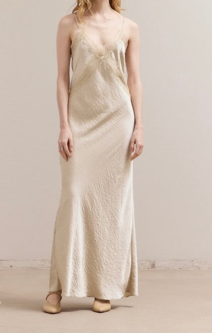 LACE DETAILED MAXI SATIN DRESS