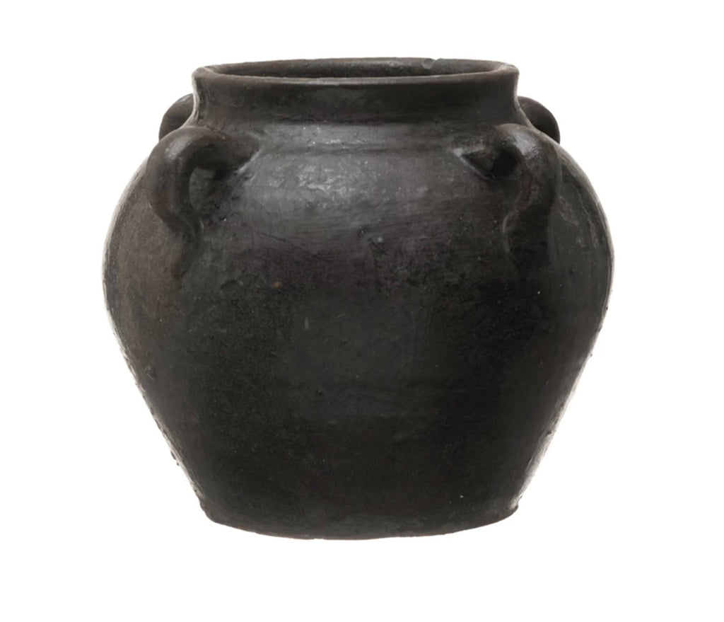 Clay vase with handles
