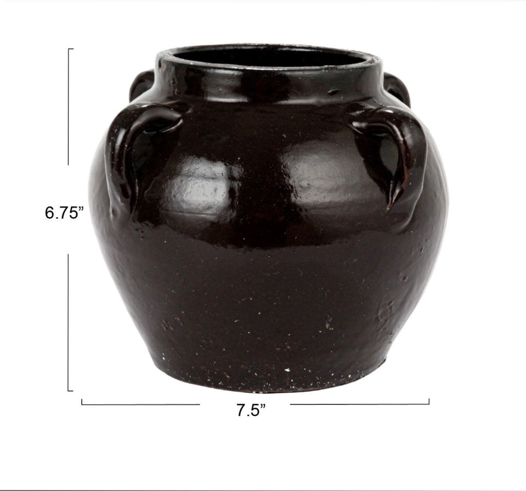 Clay vase with handles