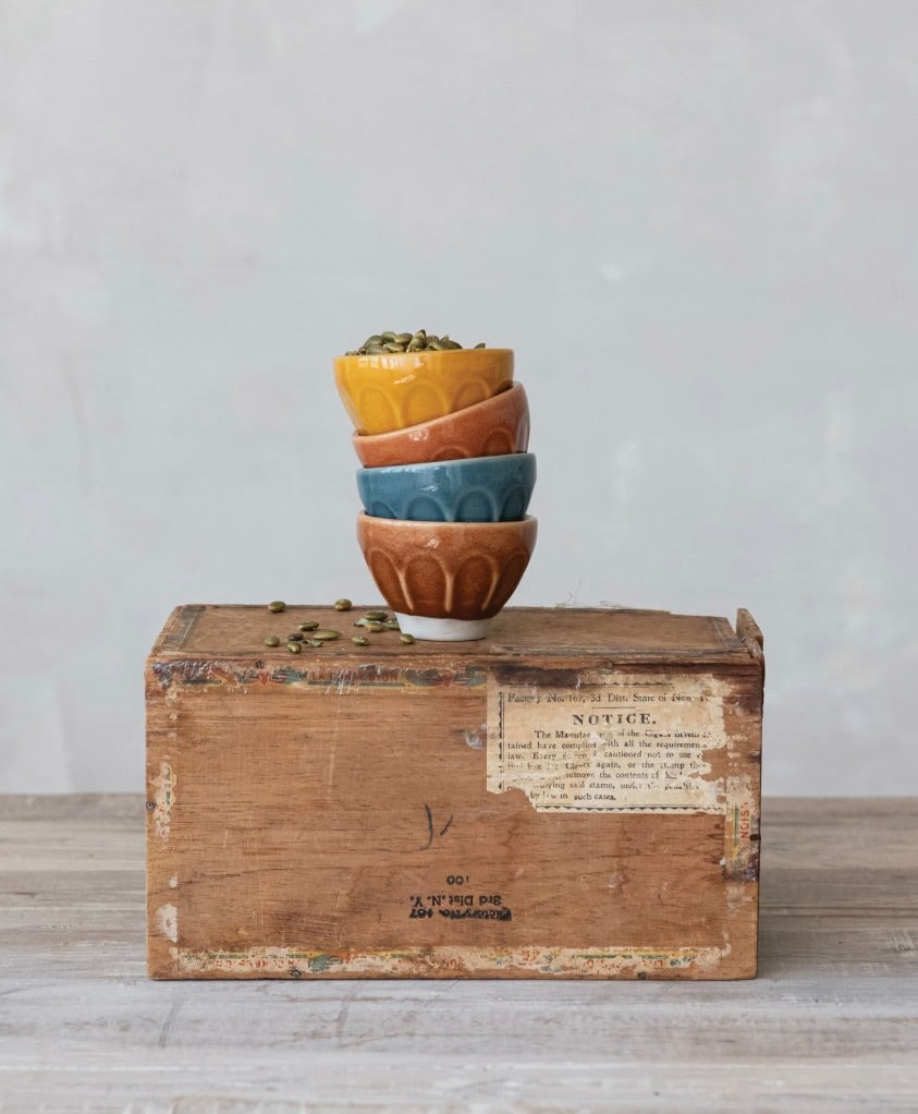 Glazed stoneware pinch pot