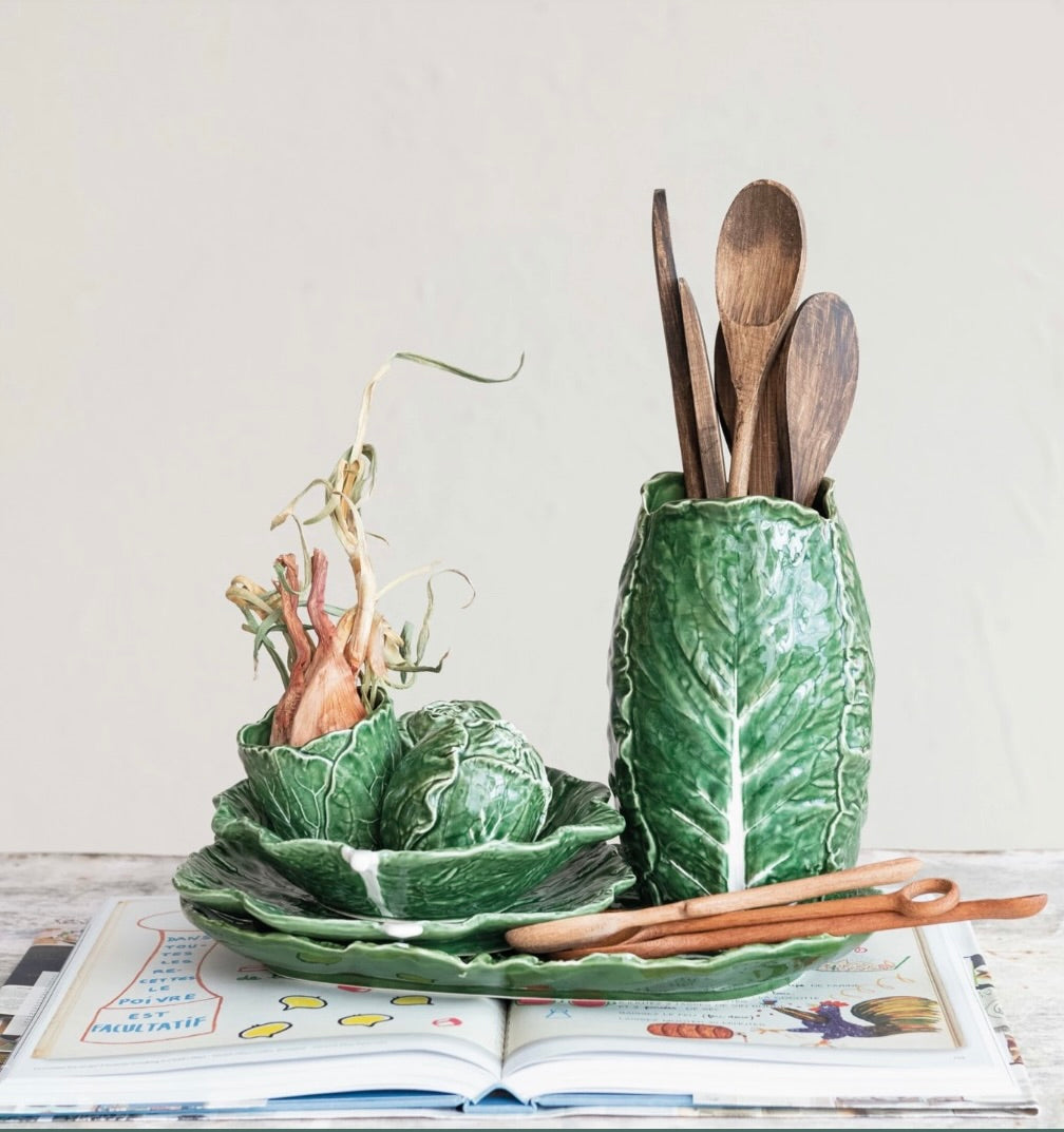Stoneware Cabbage plate