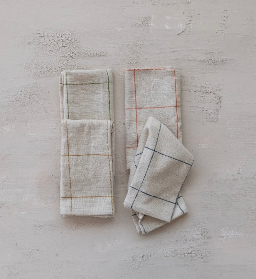 Set of 4 Grid pattern napkins