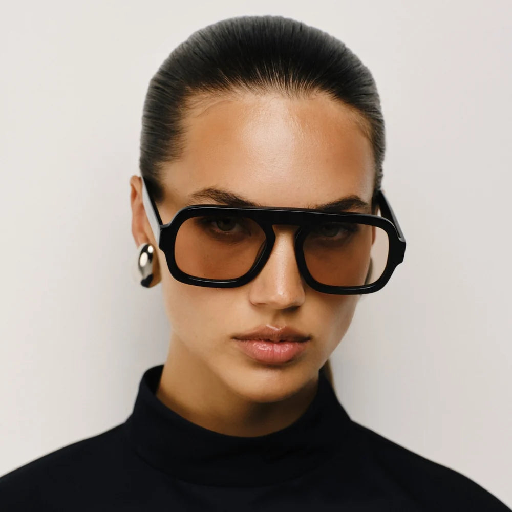 ELISA JOHNSON JANE IN GLOSS BLACK