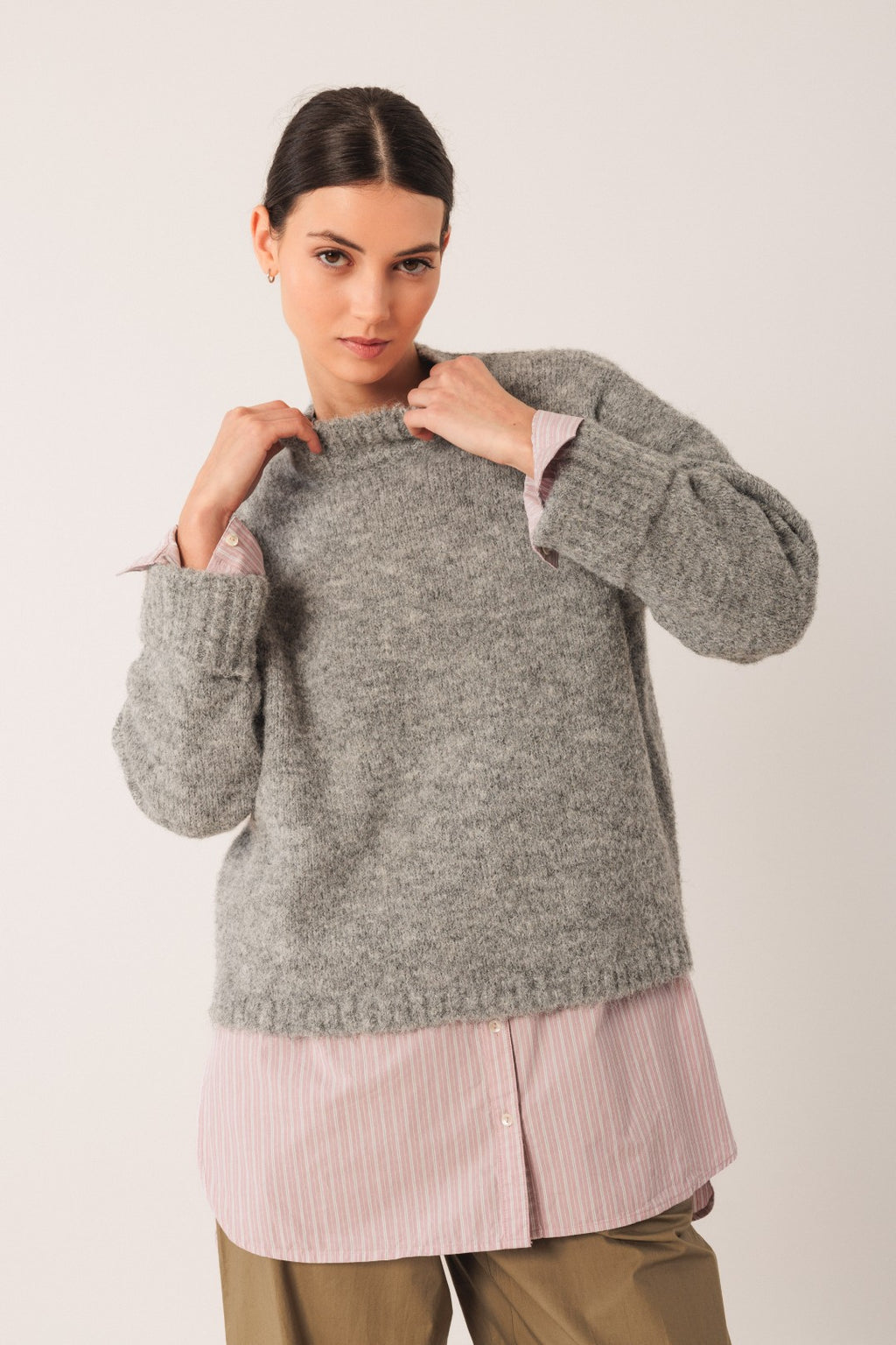 GREY MOCKNECK SWEATER