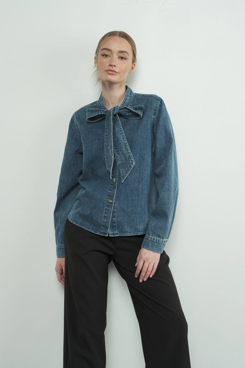 DENIM BOW TIE BLOUSE: MEDIUM WASH