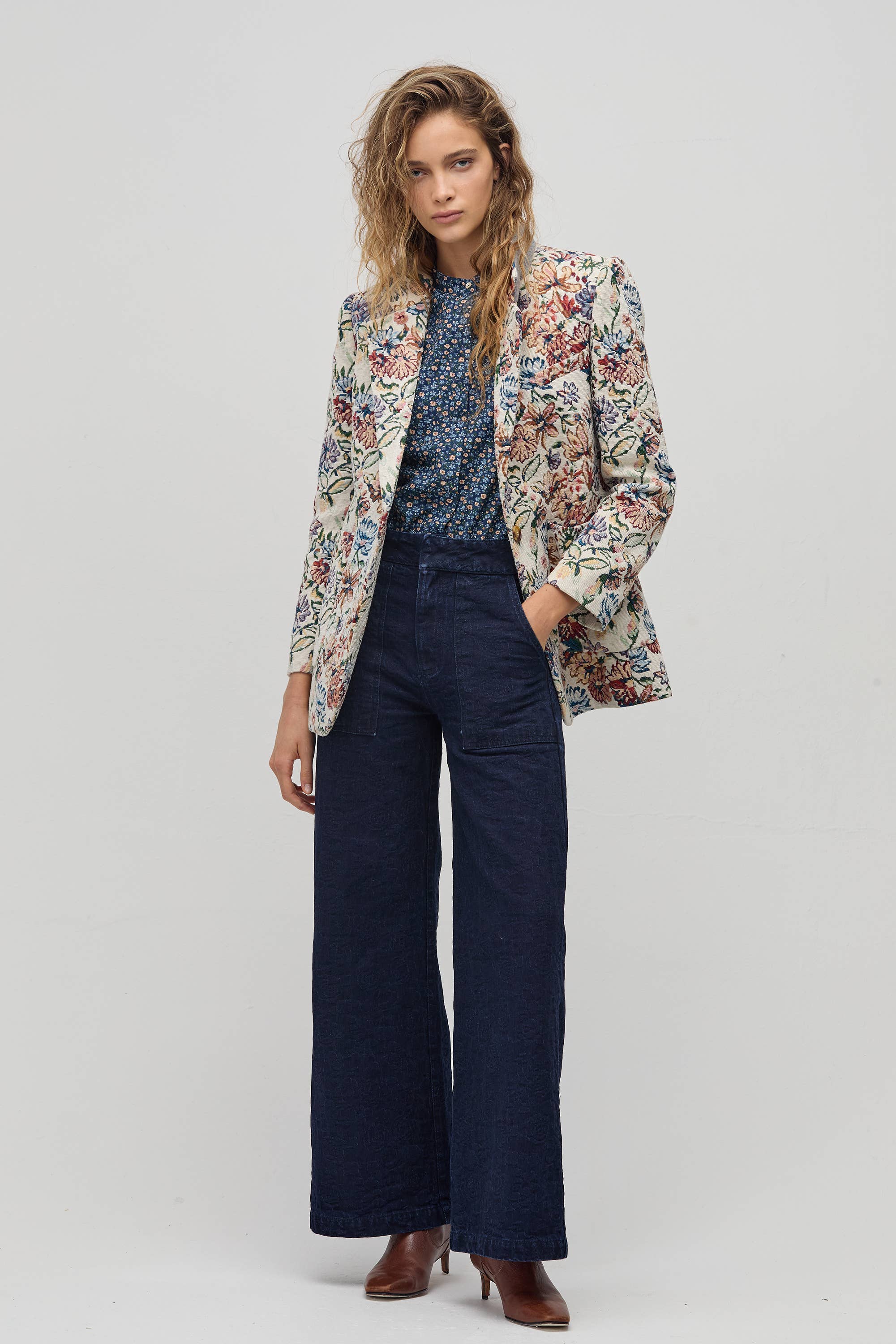 Miro Brocade Blazer - Floral Tapestry
