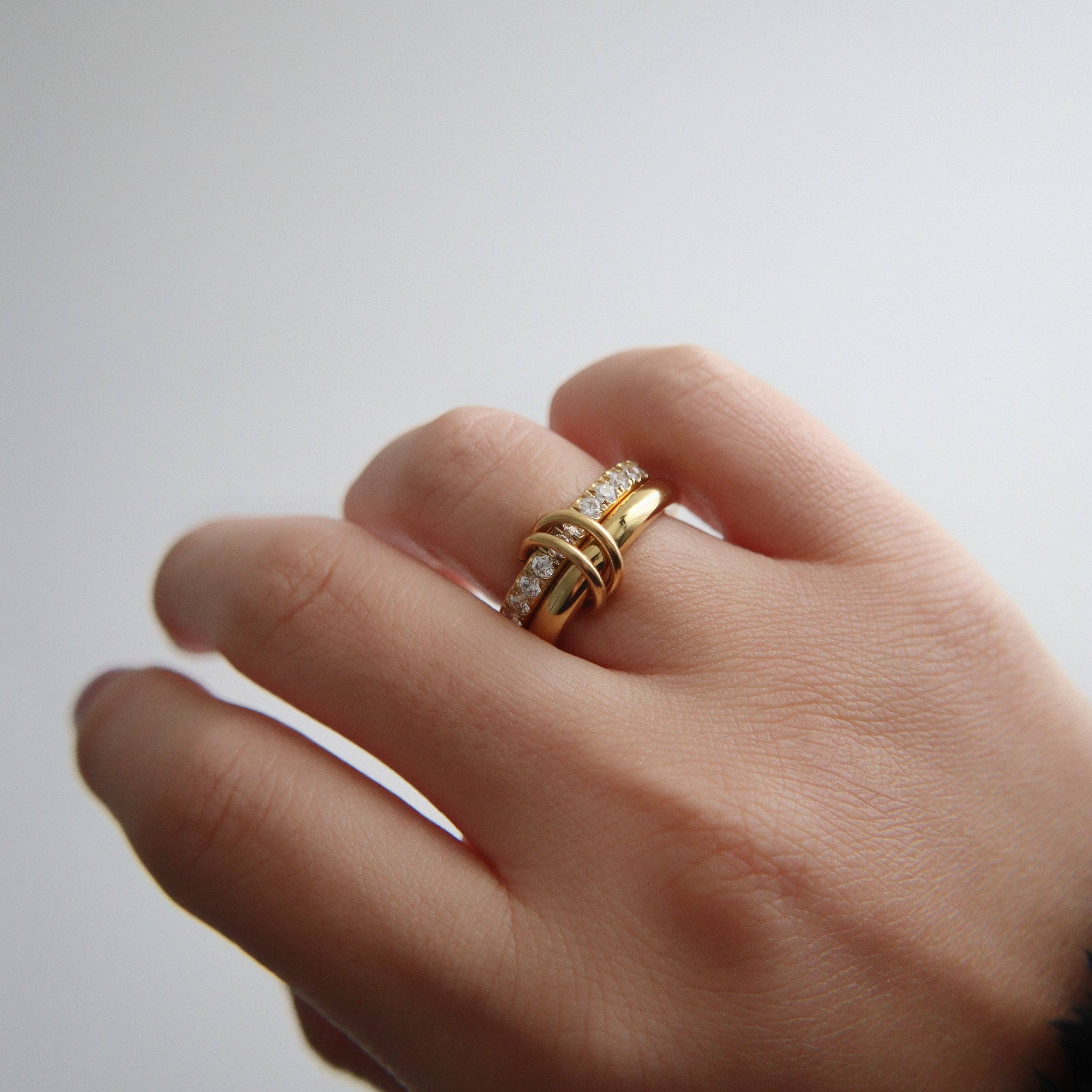 JESSA Jewelry Cecilia Double Interlocking Ring