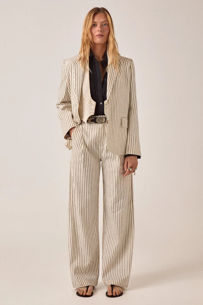 Maison Hotel Tomy Pant Capri Shell