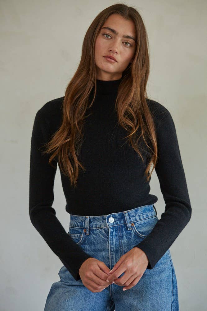 Turtle neck Sweater :  Black