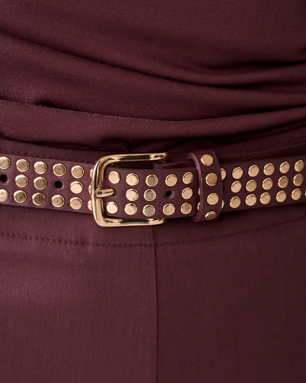 Leather belt with studs