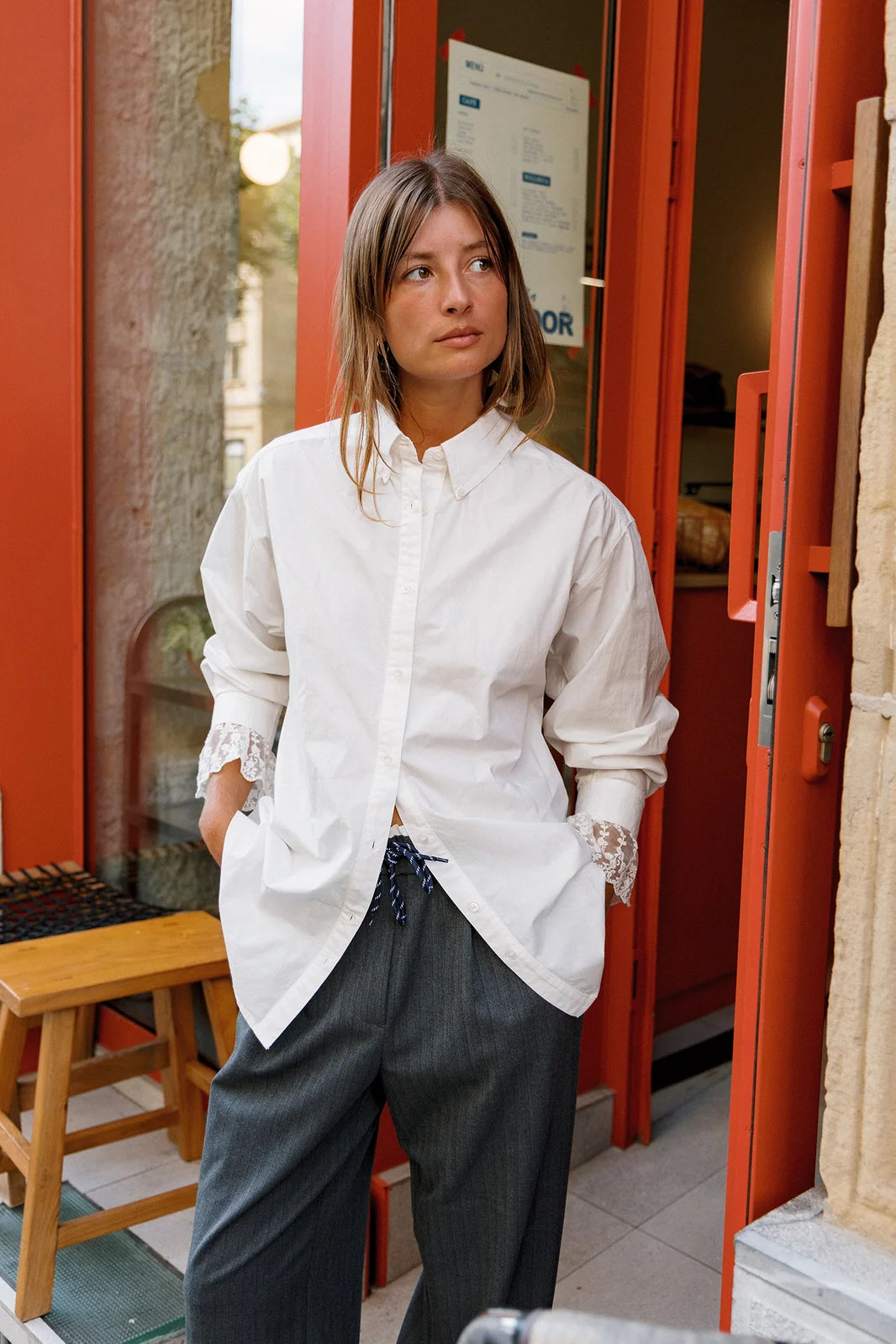 INDI & COLD WHITE BLOUSE WITH LACE CUFFS