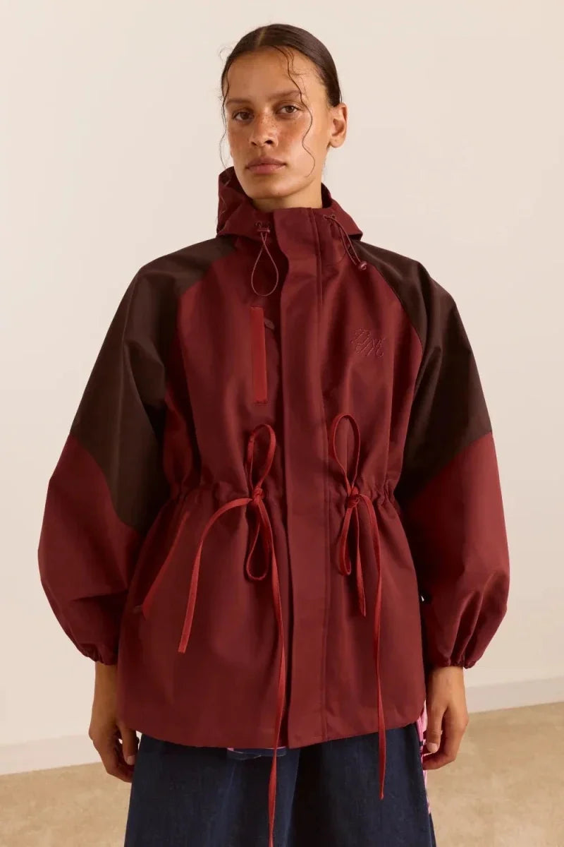 DAMSON MADDER LIU RAINCOAT IN BURGUNDY
